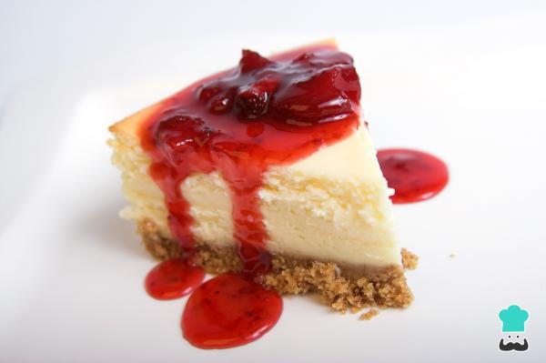 Cheesecake Morango Fácil: Sabor Rápido e Irresistível Cheesecake Morango Fácil: Sabor Rápido e Irresistível