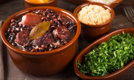 Escondidinho de Carne Seca com Aipim: O Segredo da Textura