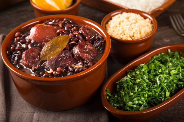 Escondidinho de Carne Seca com Aipim: O Segredo da Textura Escondidinho de Carne Seca com Aipim: O Segredo da Textura