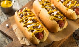 Cachorro Quente de Forno: O Segredo da Massa que Não Sola