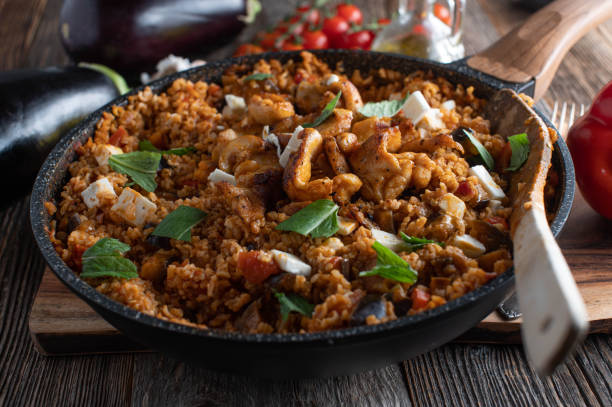 Arroz Integral à Grega: Segredo para Ficar Soltinho e Colorido Arroz Integral à Grega: Segredo para Ficar Soltinho e Colorido