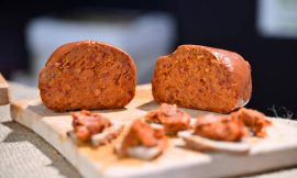 Farofa de Bacon e Calabresa Crocante: Segredo do Churrasco