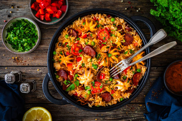 Arroz de Forno Cremoso: O Segredo para Reaproveitar com Sabor Arroz de Forno Cremoso: O Segredo para Reaproveitar com Sabor