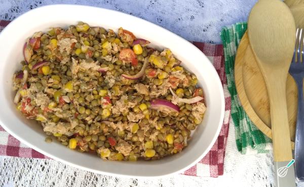 Salada de Lentilhas com Atum: O Segredo para não ficar aguada Salada de Lentilhas com Atum: O Segredo para não ficar aguada