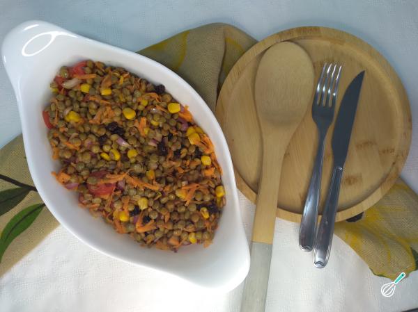 Salada de Lentilhas Fresca: O Segredo para não errar o ponto Salada de Lentilhas Fresca: O Segredo para não errar o ponto