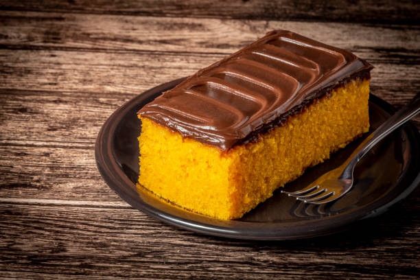 Bolo de Cenoura que Não Sola: Segredo da Massa Fofa e Úmida Bolo de Cenoura que Não Sola: Segredo da Massa Fofa e Úmida