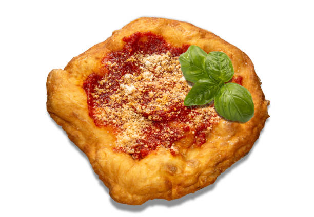 Pizza Fechada Frita: O Segredo da Massa Crocante Pizza Fechada Frita: O Segredo da Massa Crocante