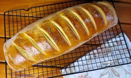 Pão de Frango Caseiro: Maciez e Sabor Incomparáveis!