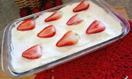 Pavê de Morango com Biscoito Champanhe: O Segredo do Creme