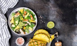 Salada de Frango Tropical Cremosa: Truque da Maionese Perfeita