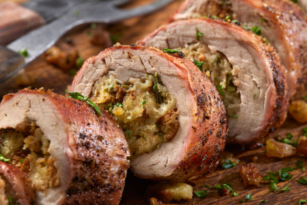 Rocambole de Carne Moída Recheado: O Segredo para Não Desmanchar Rocambole de Carne Moída Recheado: O Segredo para Não Desmanchar