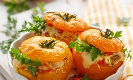 Tomate Recheado Cremoso de Micro-ondas: Receita Prática e Rápida