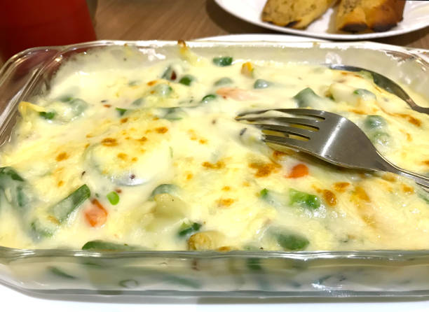 Molho Branco Cremoso que Não Empelota: O Segredo do Bechamel Molho Branco Cremoso que Não Empelota: O Segredo do Bechamel