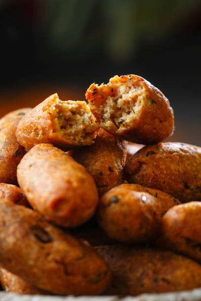 Bolinho de Carne Seca com Abóbora Crocante por Fora Bolinho de Carne Seca com Abóbora Crocante por Fora