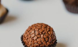 Brigadeiro de Copinho Cremoso: O Segredo para Festas