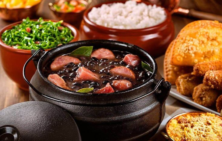Feijoada Completa: O Segredo para o Feijão Não Pesar no Estômago