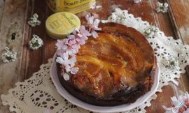 Bolo Invertido de Banana Caramelada: O Segredo da Massa Fofa