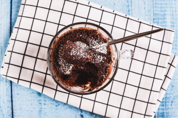 Brownie de Micro-ondas: O Segredo da Casquinha Crocante em 5 Brownie de Micro-ondas: O Segredo da Casquinha Crocante em 5