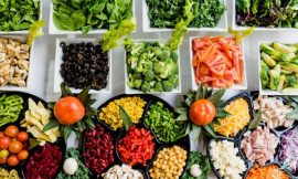 Salada Colorida de Grão de Bico: Nutrição Rápida e Saborosa
