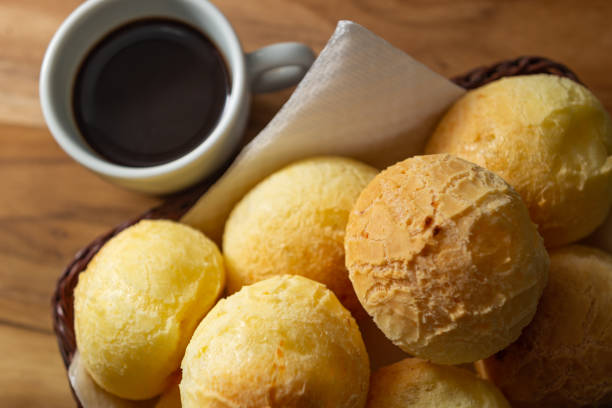 Bolinho de Chuva Crocante: O Truque para Ficar Leve e Não