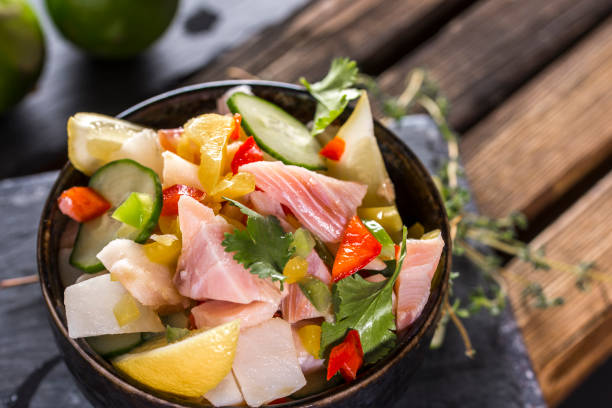 Atum Branco com Papaya Verde: Segredo da Salada Tailandesa