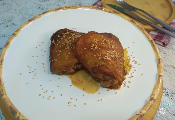 Frango Agridoce Shoyu e Mel: Assado Perfeito