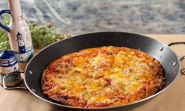 Pizza Low Carb de Frigideira: Pronta em 5 Minutos e Sem Culpa