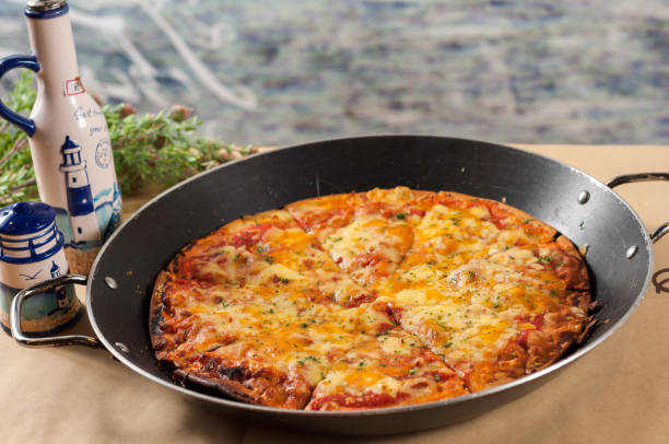 Pizza Low Carb de Frigideira: Pronta em 5 Minutos e Sem Culpa