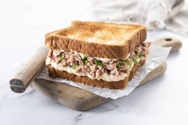 Sanduíche Sanfona de Atum: O Lanche Crocante e Cremoso Que Salva