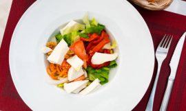Salada de Alface Crocante: O Truque para o Molho Perfeito