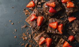 Torta Holandesa de Morango com Biscoito Choc