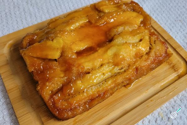 Bolo Invertido de Banana com Caramelo Que Derrete na Boca