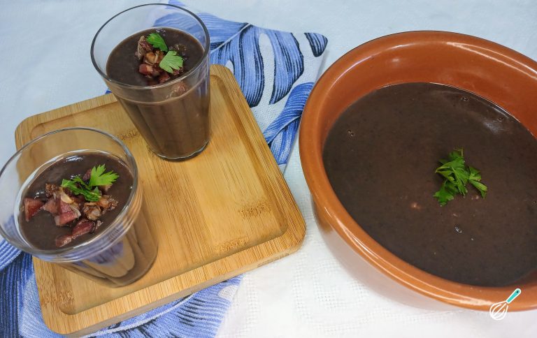 Caldinho Feijão Preto Boteco: Sabor Defumado Irresistível