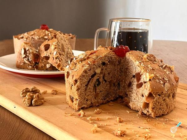 Panetone com Frutas Cristalizadas Perfeito Panetone com Frutas Cristalizadas Perfeito