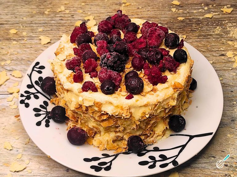 Torta Napoleão Caseira: Clássico Cremoso e Irresistível