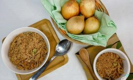 Farofa de Cebola Caramelizada: Irresistível e Fácil!