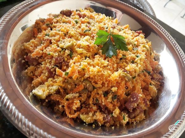 Farofa Recheada Frango Amanteigada: Úmida e Perfeita Farofa Recheada Frango Amanteigada: Úmida e Perfeita
