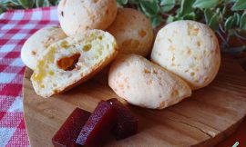 Pão de Queijo Recheado Goiabada Irresistível