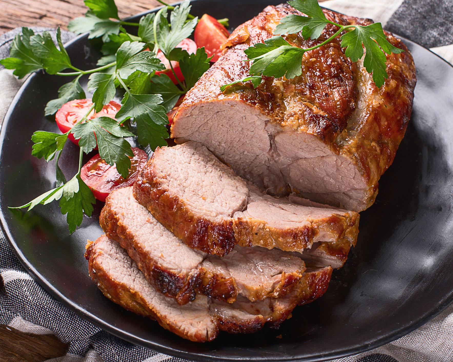 Pernil Assado Forno Suculento: Sabor de Festa! Pernil Assado Forno Suculento: Sabor de Festa!