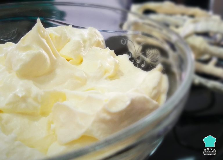 Chantilly cremoso dois ingredientes