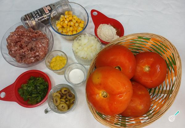 Tomate Recheado com Carne Moída: O Segredo do Recheio Suculento Tomate Recheado com Carne Moída: O Segredo do Recheio Suculento