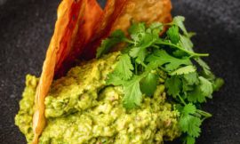 Carne com Guacamole Suculenta: Truque do Dourado Perfeito