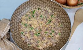 Farofa Calabresa: Sabor e Praticidade em Minutos!