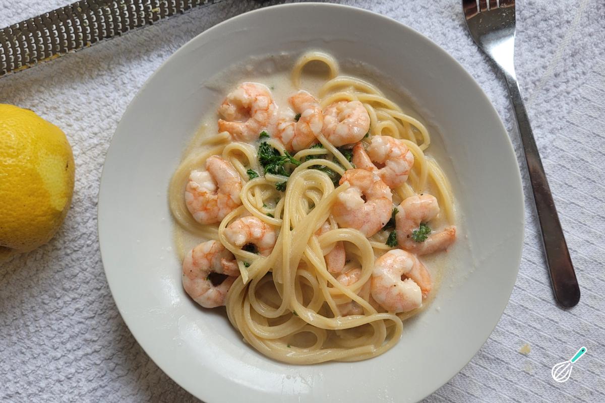 Camarão Linguine Molho Branco Limão: Rápido e Chique!