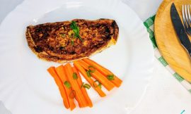 Omelete de Claras com Vegetais