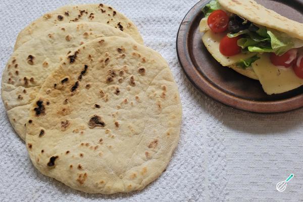 Piadina Romagnola Autêntica: O Pão Italiano Que Não Vai ao Forno