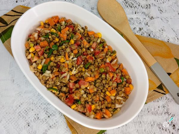 Salada de Lentilhas e Cenoura: Leve, Fresca e Nutritiva Salada de Lentilhas e Cenoura: Leve, Fresca e Nutritiva