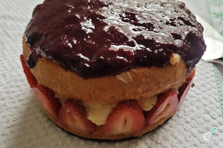 Torta Fraisier: Clássica Francesa de Morango e Creme