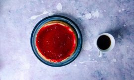Torta de Morango Sem Lactose: O Segredo da Massa Leve e Cremosa