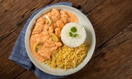 Estrogonofe de Palmito Vegano: O Segredo para Ficar Bem Cremoso